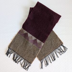 Perry Ellis Unisex Burgundy Red Brown Scarf 100% wool Fringe